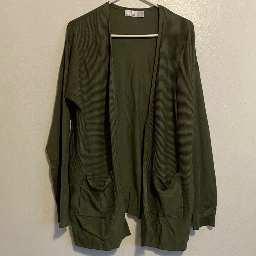 Time And Tru Women’s Size XL Olive Green‎ Cardigan Sweater Pockets
